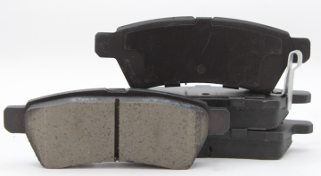 New Rear Ceramic Brake Pads for Nissan Frontier Xterra Suzuki Equator D1100